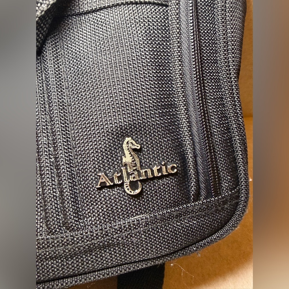 Atlantic Black Travel Shoulder Computer Laptop Electronic Bag 3 Zipper Pockets - Picture 2 of 9